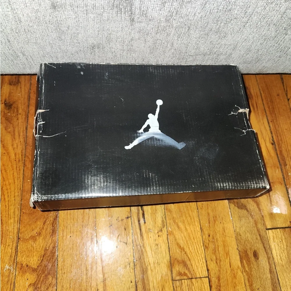 4 Jordan Retro Empty Boxes
